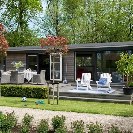Watervilla *